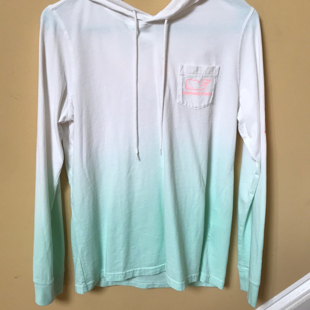 vinyard vines hoodie